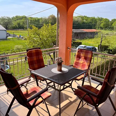 Apartman Magnolia Petrovina Turopoljska Exterior photo